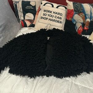 H&M Teddy Fur Cropped Open Jacket Size 6